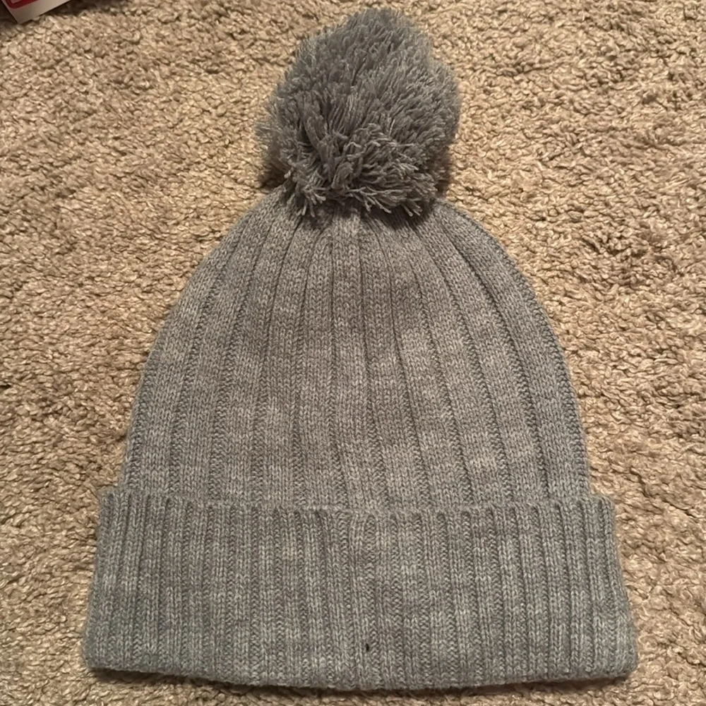 Michael Kors, Women Gray Hat, NEW!!